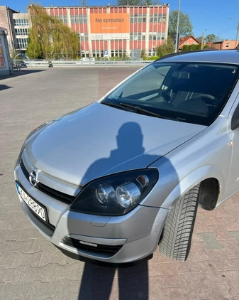 Opel Astra cena 9500 przebieg: 335000, rok produkcji 2005 z Kościerzyna małe 211